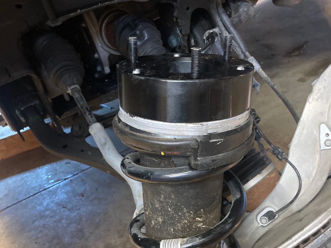 Mammoth 2.50-Inch Front Leveling Kit (19-25 Silverado 1500)