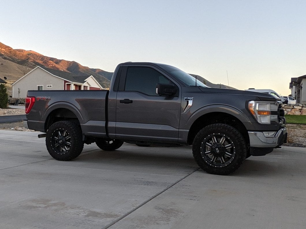 Mammoth 0 to 2-Inch Lift Coil-Over Kit with Adjustable Damping (15-25 4WD F-150 w/o CCD System, Excluding Raptor)
