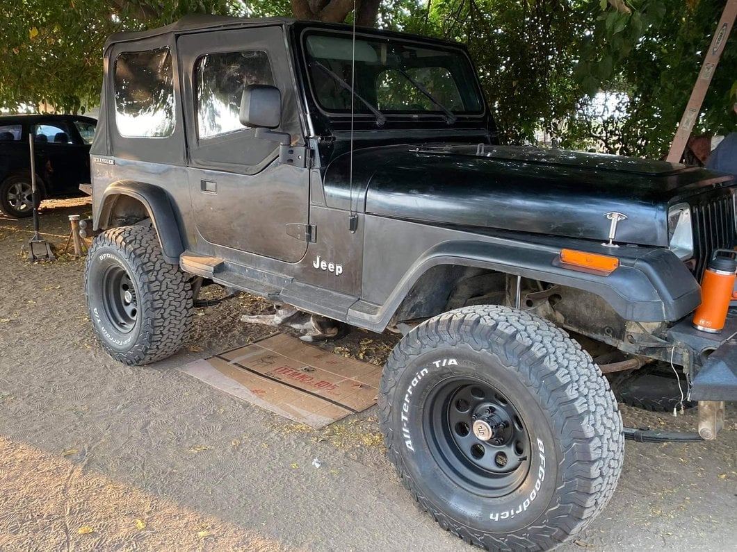 Mammoth 8 Steel Matte Black Wheel; 15x8; -19mm Offset (87-95 Jeep Wrangler YJ)