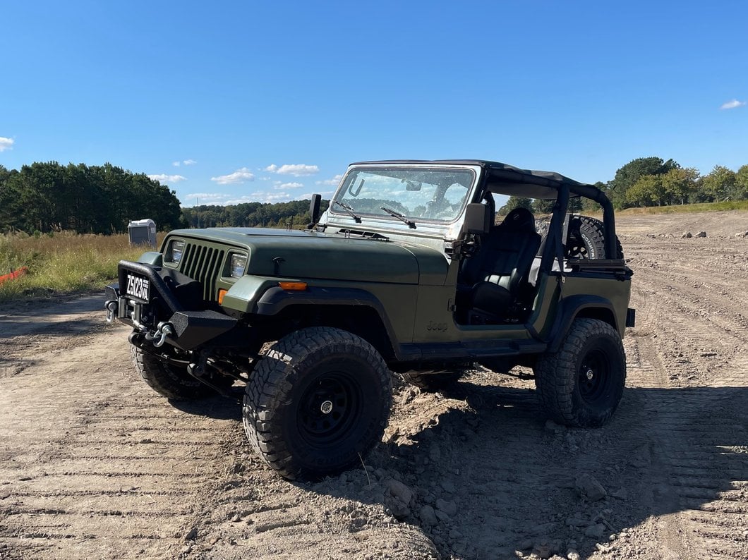 Mammoth D Window Steel Matte Black Wheel; 15x8; -19mm Offset (87-95 Jeep Wrangler YJ)