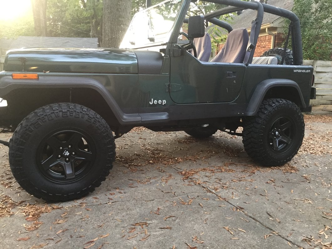 Mammoth Boulder Black Wheel; 16x8; 0mm Offset (97-06 Jeep Wrangler TJ)