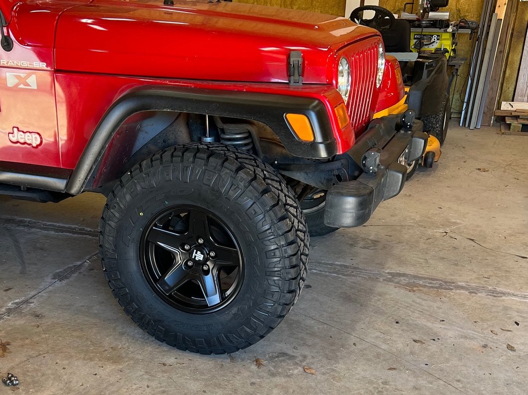 Mammoth Boulder Black Wheel; 16x8; 0mm Offset (97-06 Jeep Wrangler TJ)