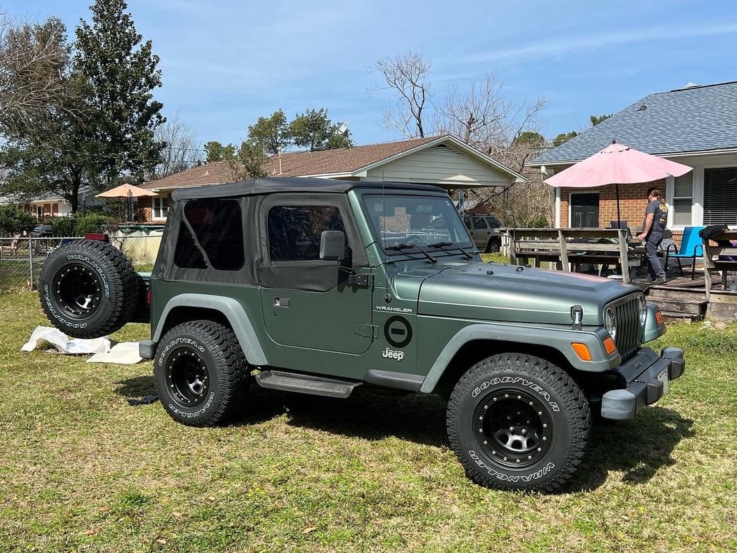 Mammoth D-Window Simulated Beadlock Matte Black Wheel; 15x10; -44mm Offset (97-06 Jeep Wrangler TJ)