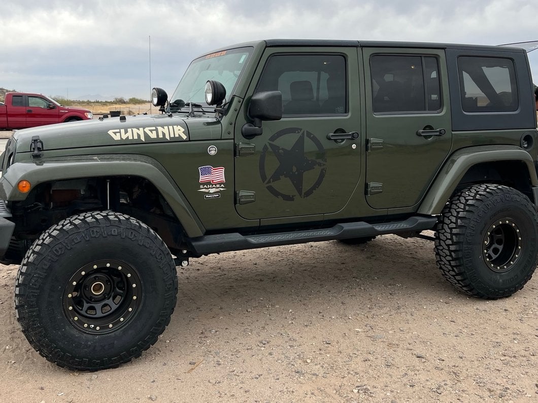Mammoth D-Window Simulated Beadlock Gloss Black Wheel; 15x10; -44mm Offset (07-18 Jeep Wrangler JK)