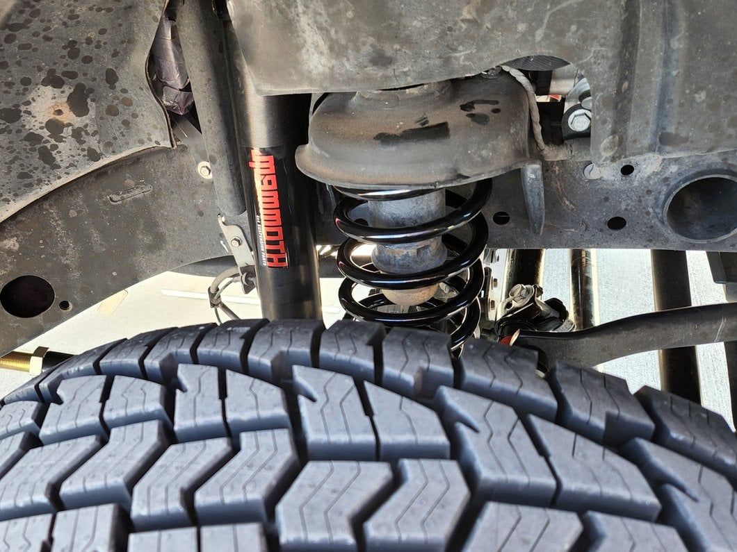 Mammoth 2-Inch Suspension Lift Kit with Shocks (18-25 Jeep Wrangler JL, Excluding Rubicon 392)