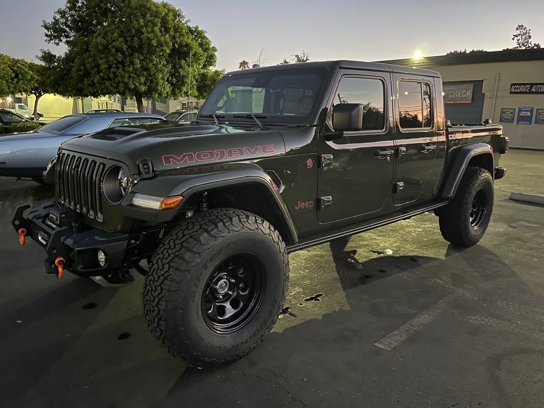 Mammoth 8 Steel Black Wheel; 17x9; -6mm Offset (20-25 Jeep Gladiator JT)