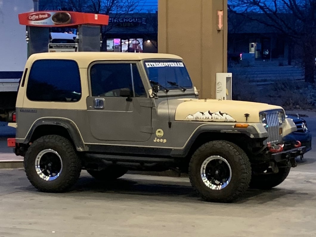Mammoth 8 Black Wheel; 15x8; -19mm Offset (87-95 Jeep Wrangler YJ)