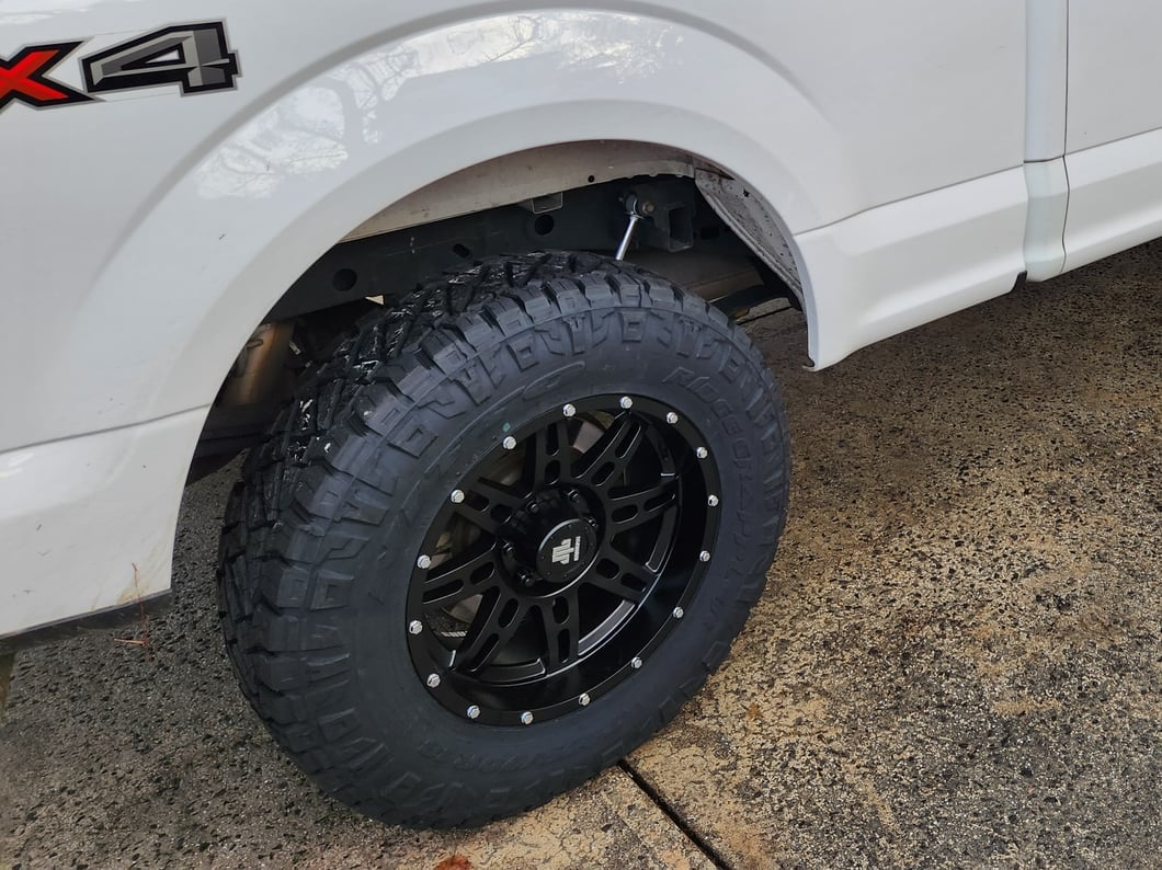 Mammoth Split-8 Beadlock Matte Black 6-Lug Wheel; 18x9; 0mm Offset (15-20 F-150)