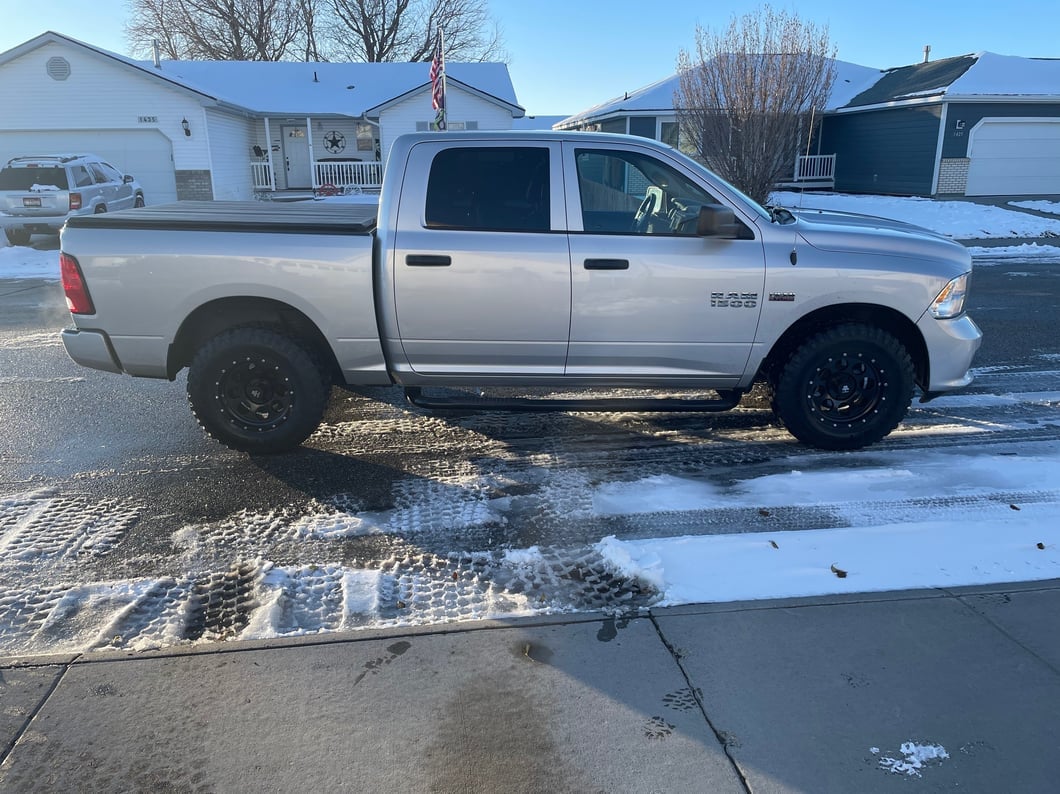 Mammoth 8 Aluminum Beadlock Satin Black 5-Lug Wheel; 17x9; -6mm Offset (09-18 RAM 1500)