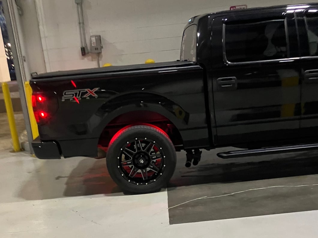 Mammoth Revolver Gloss Black Machined 6-Lug Wheel; 20x9.5; -6mm Offset (09-14 F-150)