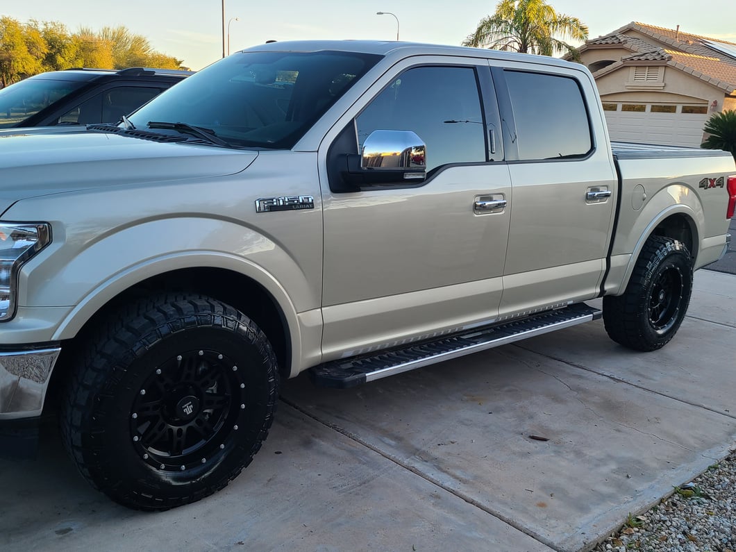 Mammoth Split-8 Beadlock Matte Black 6-Lug Wheel; 17x9; -6mm Offset (15-20 F-150)
