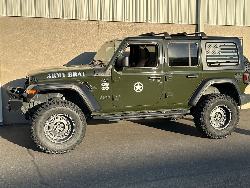 Mammoth Militant Charcoal Wheel; 17x9.5; -12mm Offset (18-25 Jeep Wrangler JL)