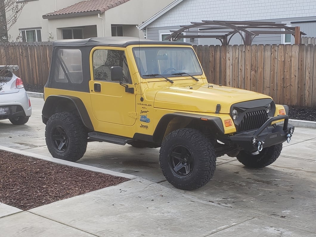 Mammoth 2-Inch Suspension Lift Kit with Shocks (97-06 Jeep Wrangler TJ)