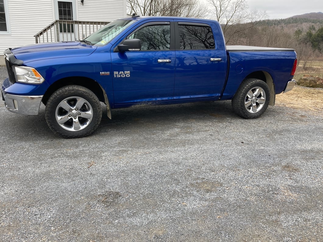 RAM Licensed by Mammoth 2-Inch Front Leveling Kit (06-18 4WD RAM 1500 w/o Air Ride, Excluding Mega Cab)