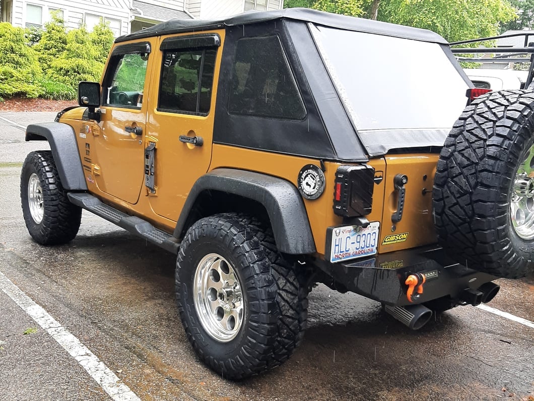 Mammoth 8 Aluminum Polished Wheel; 17x9; -6mm Offset (07-18 Jeep Wrangler JK)