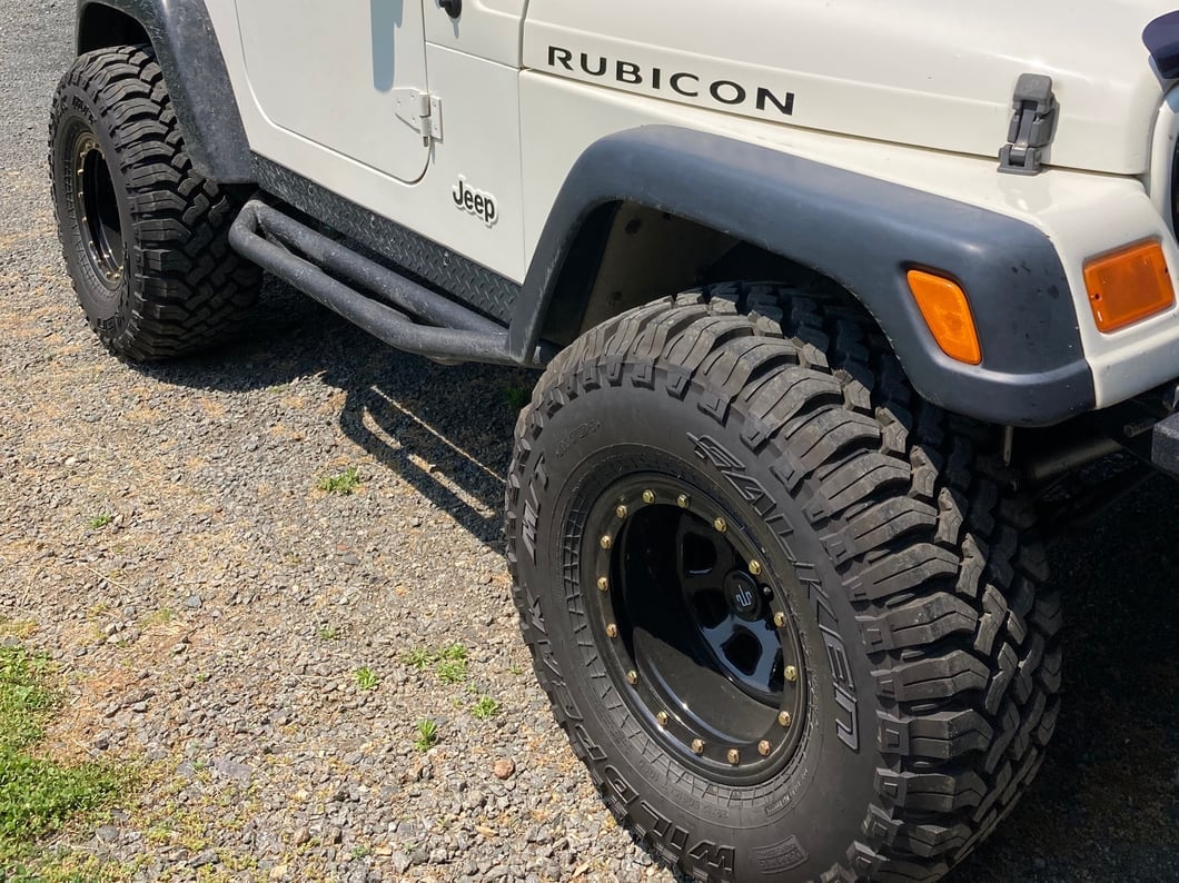 Mammoth D-Window Simulated Beadlock Gloss Black Wheel; 15x10; -44mm Offset (97-06 Jeep Wrangler TJ)