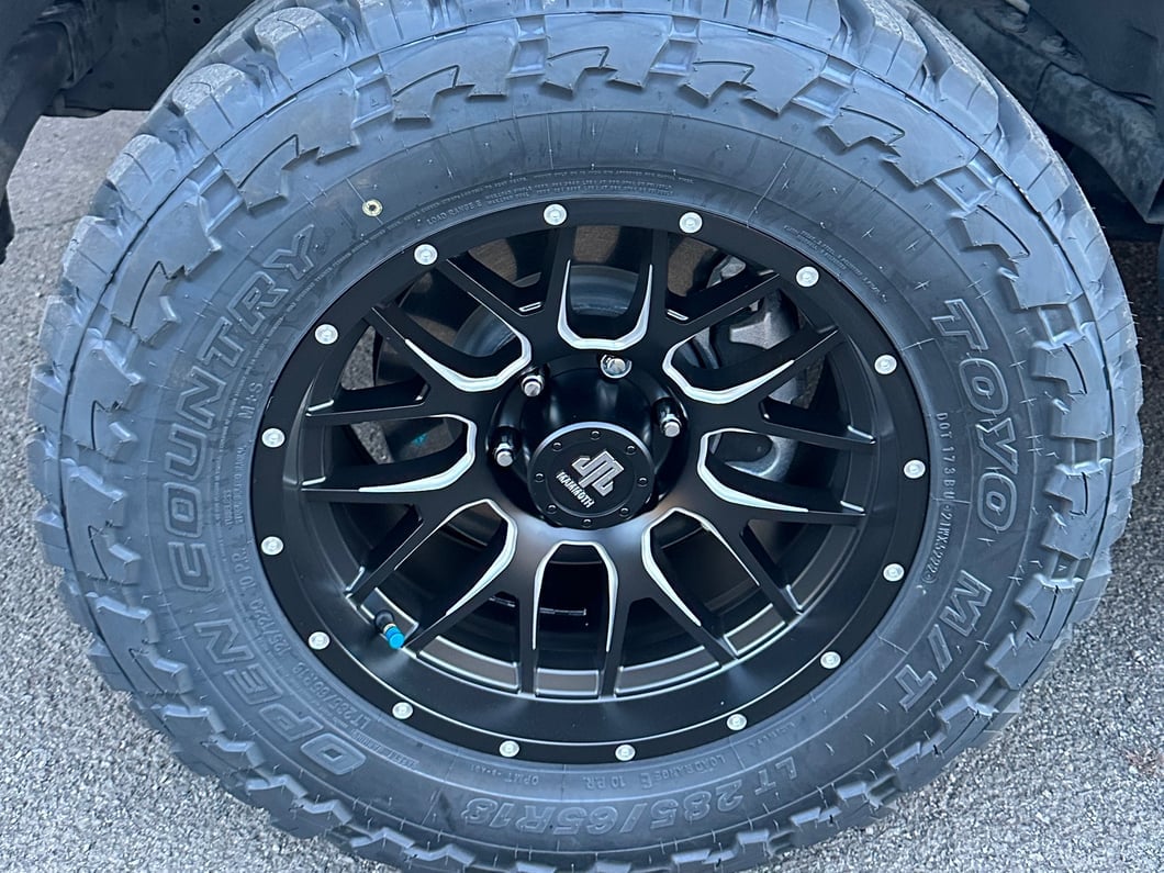 Mammoth Beadlock Mesh Matte Black Machined 6-Lug Wheel; 18x9; -12mm Offset (21-25 F-150)