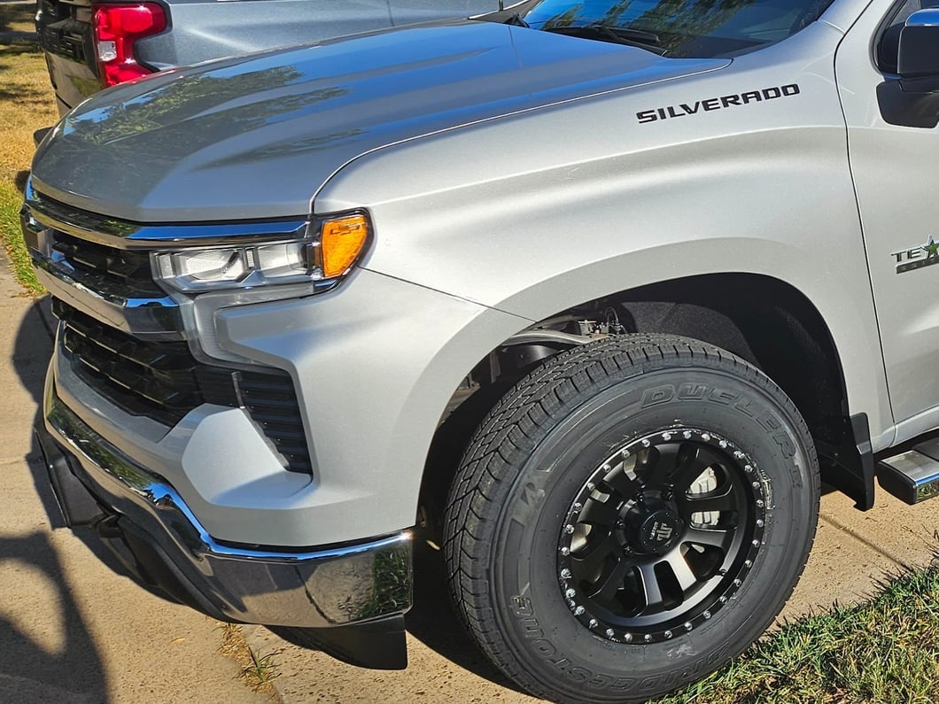Mammoth 10-Spoke Beadlock Matte Black 6-Lug Wheel; 17x9; -6mm Offset (19-25 Silverado 1500)