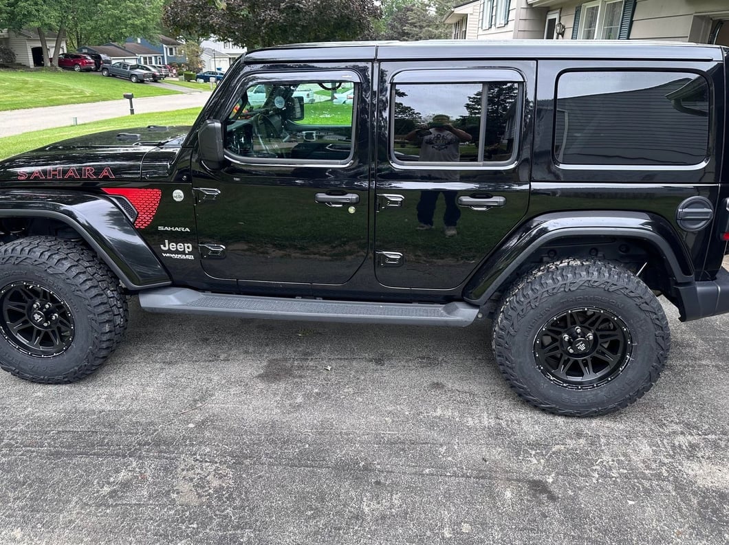 Mammoth Split 8 Simulated Beadlock Matte Black Wheel; 17x9; -6mm Offset (18-25 Jeep Wrangler JL)