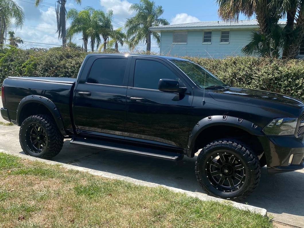 Mammoth Horde Beadlock Gloss Black Machined 5-Lug Wheel; 20x10; -24mm Offset (09-18 RAM 1500)