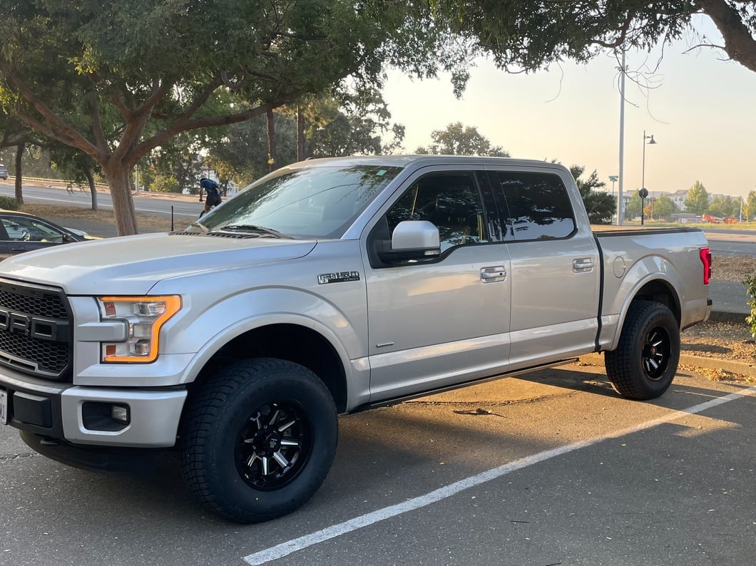 Mammoth Impulse Gloss Black Machined 6-Lug Wheel; 17x9; -12mm Offset (15-20 F-150)