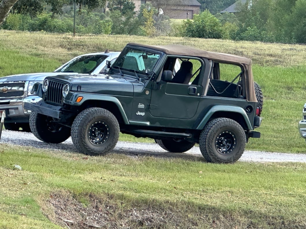 Mammoth D-Window Simulated Beadlock Gloss Black Wheel; 15x8; -19mm Offset (97-06 Jeep Wrangler TJ)