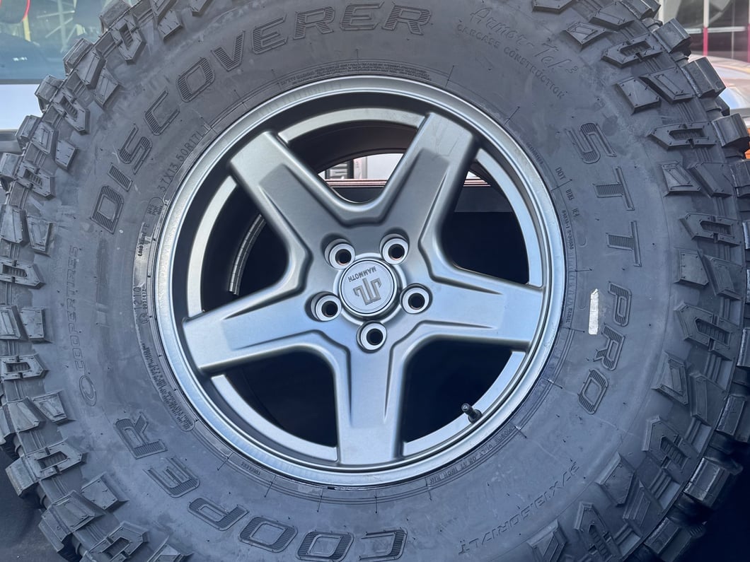 Mammoth Boulder Charcoal Wheel; 17x9; -6mm Offset (97-06 Jeep Wrangler TJ)