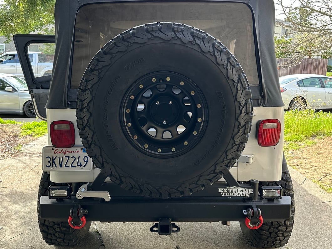 Mammoth D-Window Simulated Beadlock Matte Black Wheel; 15x10; -44mm Offset (87-95 Jeep Wrangler YJ)