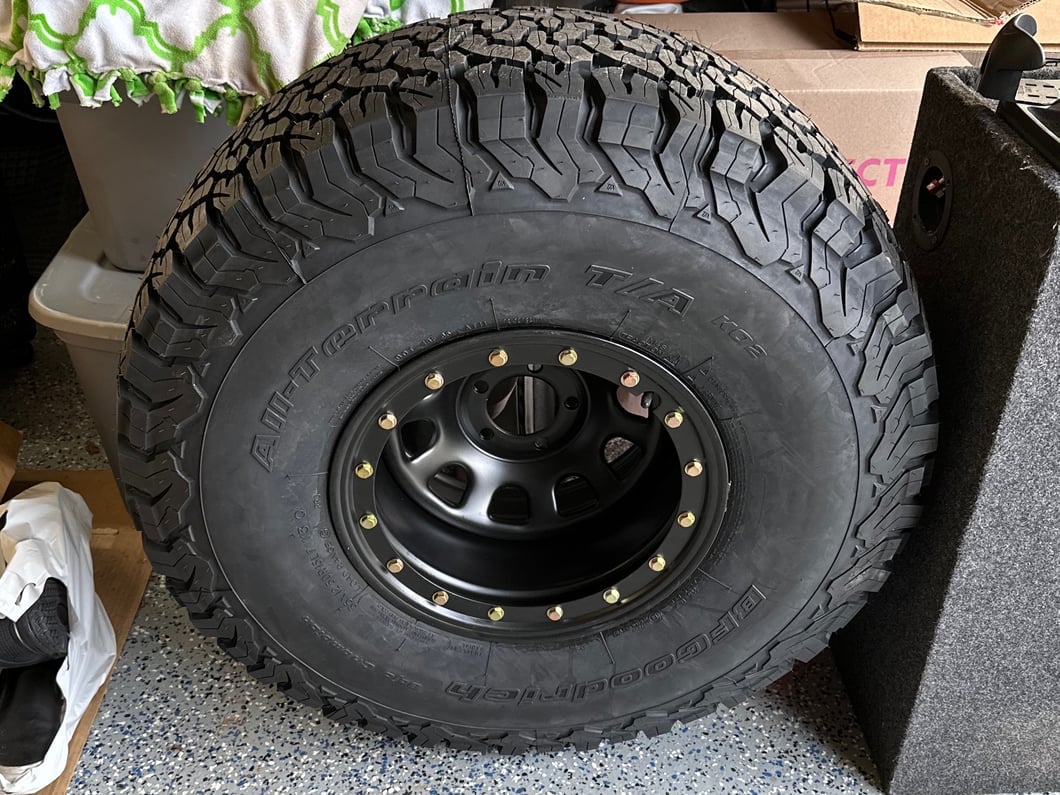 Mammoth D-Window Simulated Beadlock Matte Black Wheel; 15x10; -44mm Offset (87-95 Jeep Wrangler YJ)