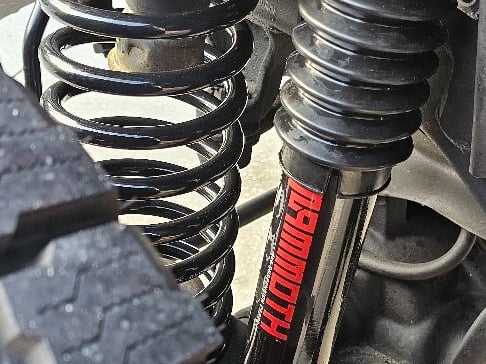 Mammoth 3.25-Inch Suspension Lift Kit with Shocks (97-06 Jeep Wrangler TJ)