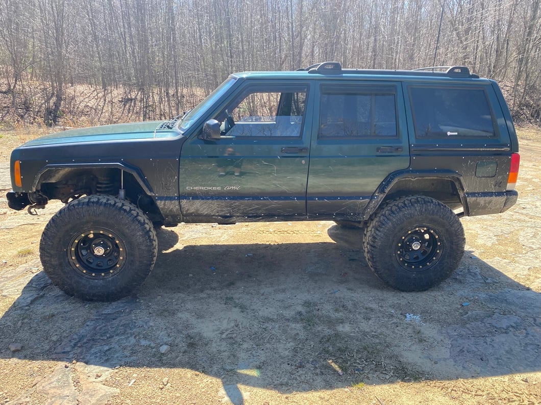 Mammoth D-Window Simulated Beadlock Gloss Black Wheel; 15x8; -19mm Offset (84-01 Jeep Cherokee XJ)