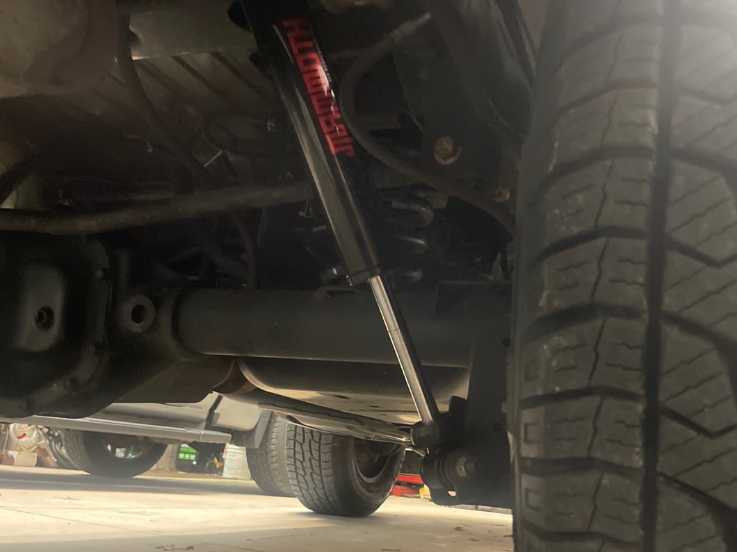 Mammoth Monotube Trail Series Rear Shock for 0 to 2-Inch Lift (07-18 Jeep Wrangler JK)