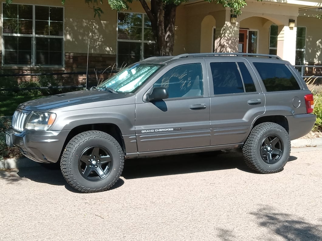 Mammoth Boulder Black Wheel; 16x8; 0mm Offset (99-04 Jeep Grand Cherokee WJ)
