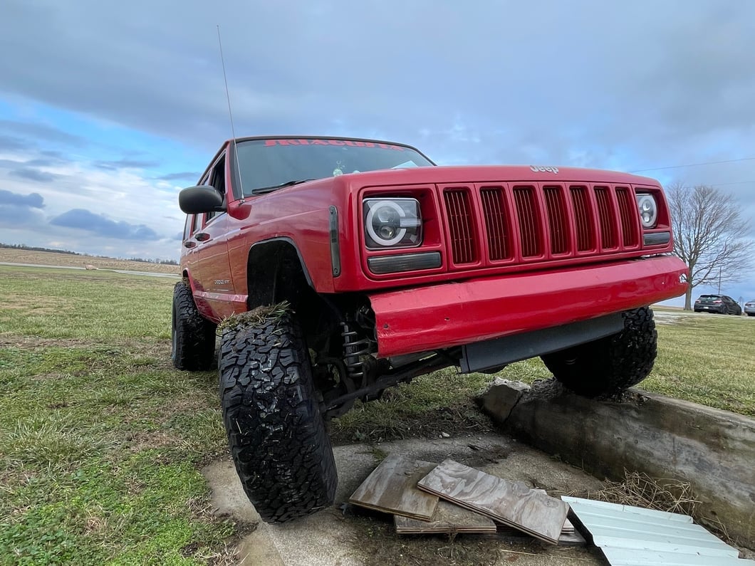 Mammoth 8 Aluminum Matte Black Wheel; 15x10; -44mm Offset (84-01 Jeep Cherokee XJ)