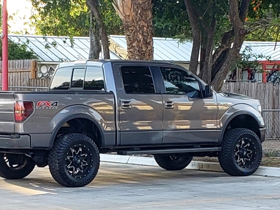 Mammoth Trail Series Rear Shocks for 4 to 6.50-Inch Lift (09-25 F-150, Excluding Raptor)