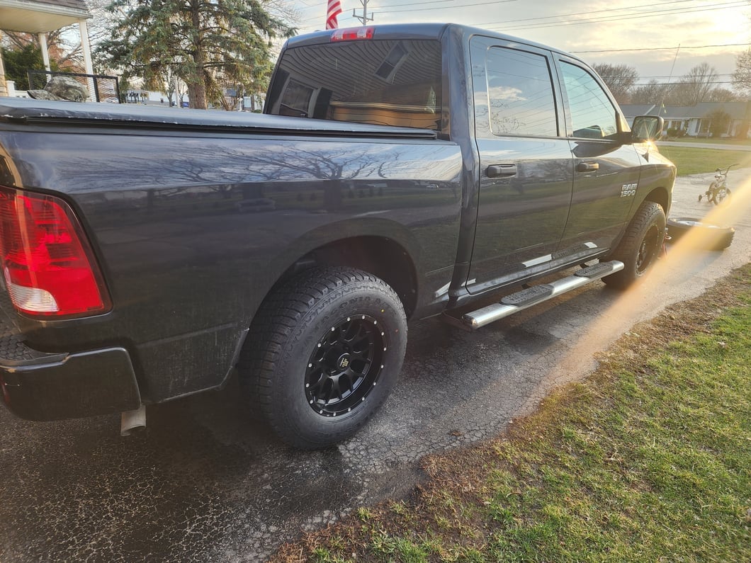 Mammoth Beadlock Mesh Matte Black 5-Lug Wheel; 17x9; -6mm Offset (09-18 RAM 1500)