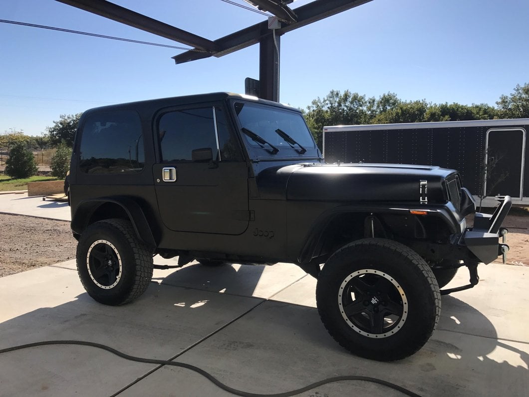 Mammoth Boulder Simulated Beadlock Style Black Wheel; 16x8; 0mm Offset (97-06 Jeep Wrangler TJ)