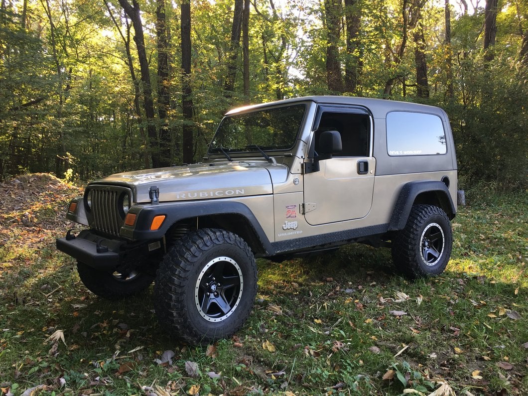 Mammoth Boulder Simulated Beadlock Style Black Wheel; 16x8; 0mm Offset (97-06 Jeep Wrangler TJ)