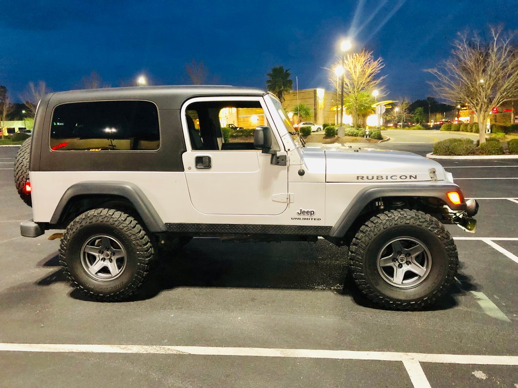 Mammoth Boulder Charcoal Wheel; 16x8; 0mm Offset (97-06 Jeep Wrangler TJ)