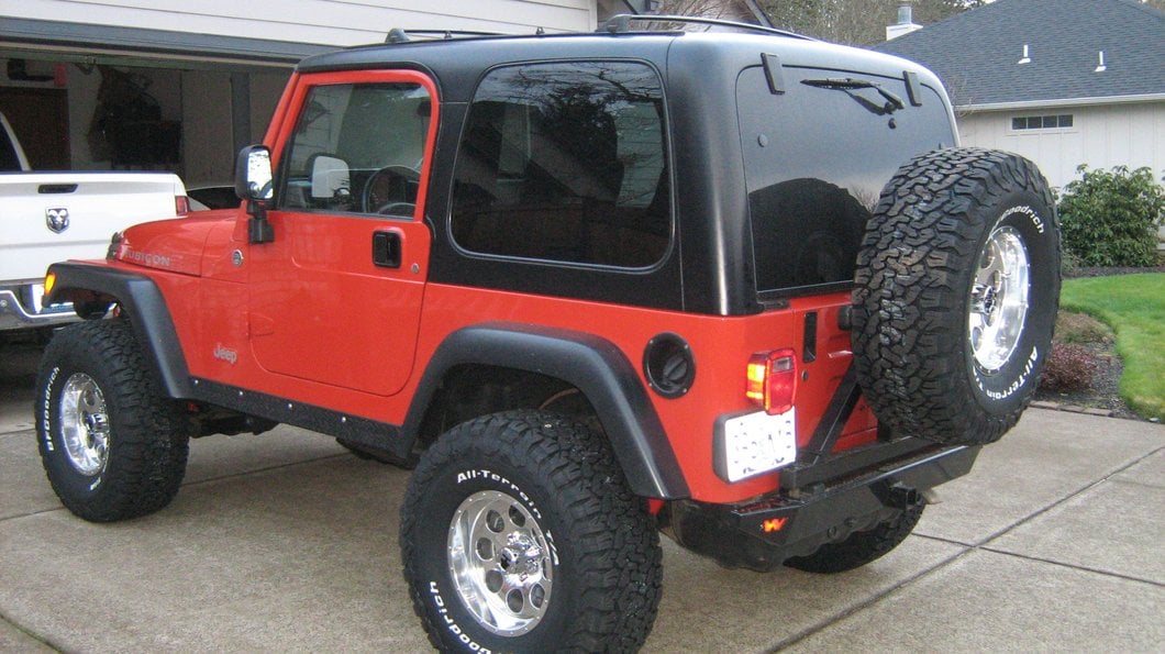 Mammoth 8 Simulated Beadlock Style Polished Wheel; 15x8; -19mm Offset (97-06 Jeep Wrangler TJ)