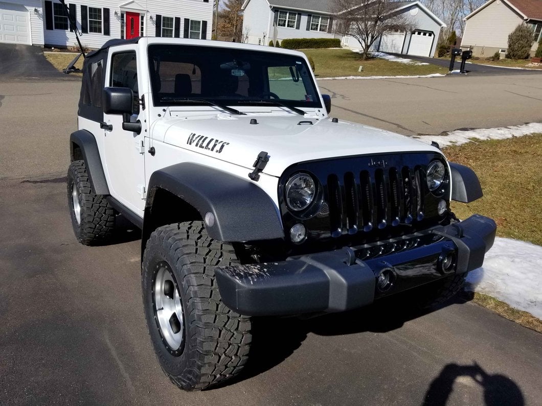 Mammoth 2-Inch Front / 1-Inch Rear Leveling Kit with End Links (07-18 Jeep Wrangler JK)