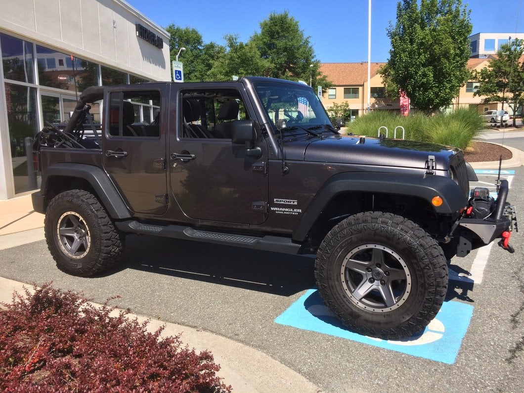 Mammoth Boulder Simulated Beadlock Style Charcoal Wheel; 17x9; -6mm Offset (07-18 Jeep Wrangler JK)