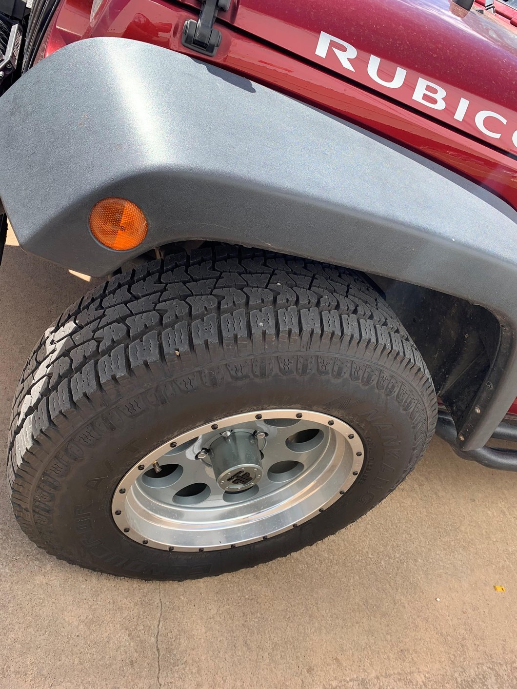 Mammoth 8 Aluminum Simulated Beadlock Anthracite Wheel; 17x9; -6mm Offset (07-18 Jeep Wrangler JK)