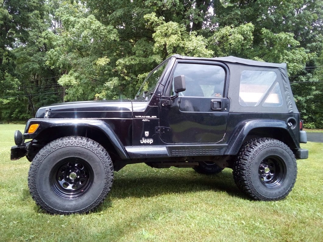 Mammoth 8 Black Steel Wheel; 15x10; -45mm Offset (97-06 Jeep Wrangler TJ)