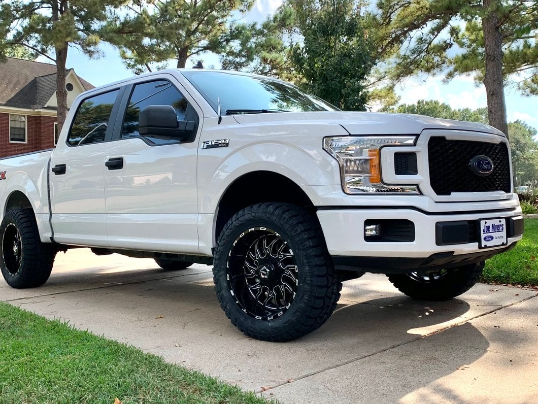 Mammoth 2.50-Inch Front Leveling Kit (04-25 2WD/4WD F-150, Excluding Raptor)