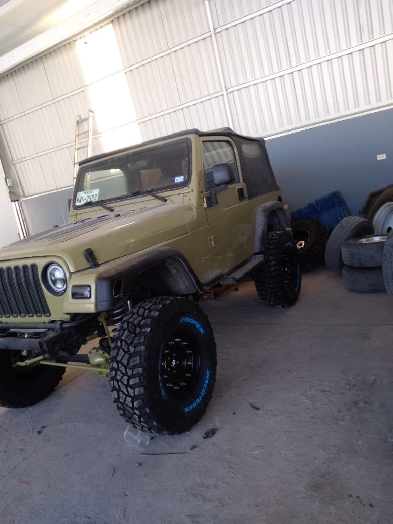 Mammoth General Matte Black Wheel; 16x8; 0mm Offset (87-95 Jeep Wrangler YJ)