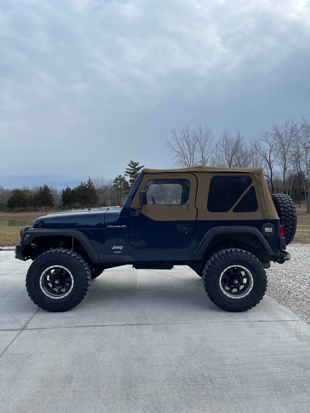 Mammoth 8 Simulated Beadlock Style Black Wheel; 16x8; 0mm Offset (97-06 Jeep Wrangler TJ)