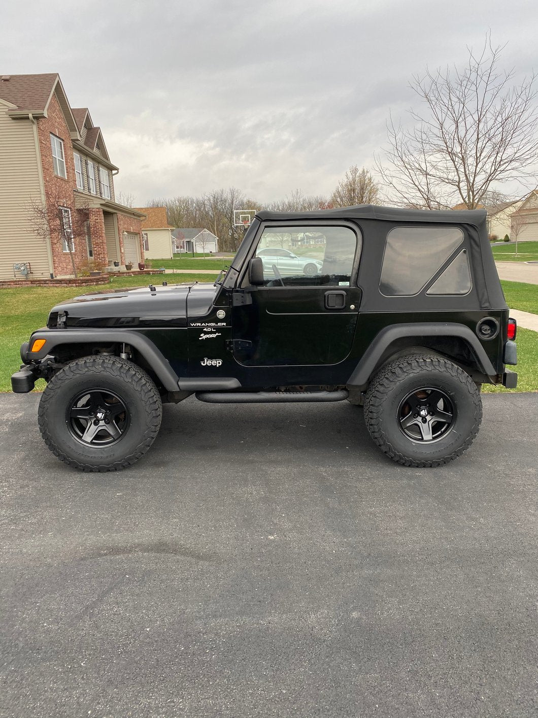 Mammoth Boulder Black Wheel; 16x8; 0mm Offset (87-95 Jeep Wrangler YJ)