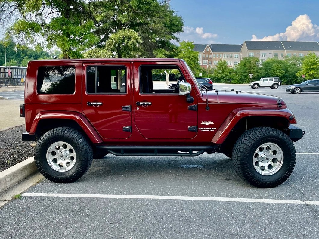 Mammoth 8 Aluminum Polished Wheel; 17x9; -6mm Offset (07-18 Jeep Wrangler JK)
