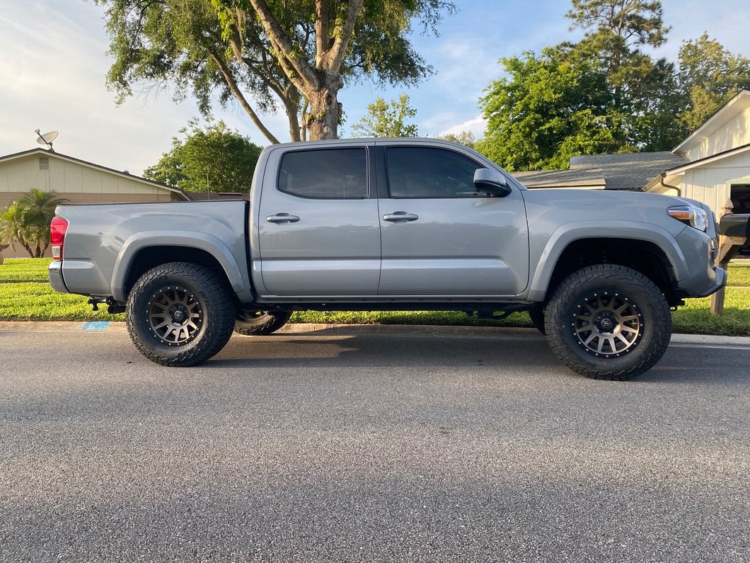 Mammoth 3-Inch Front Leveling Kit (05-23 6-Lug Tacoma)